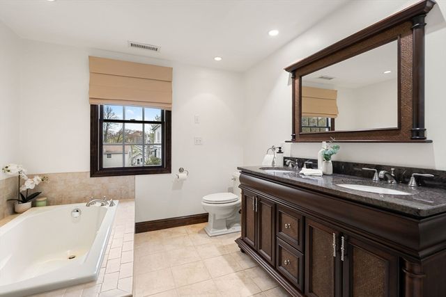 147 Charlton Street, Arlington, MA 02174