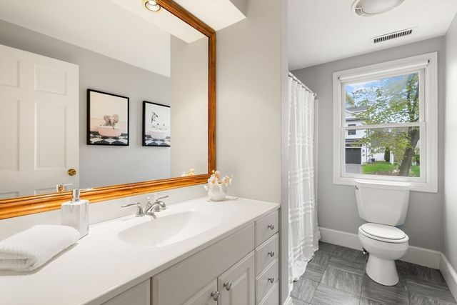 147 Charlton Street, Arlington, MA 02174