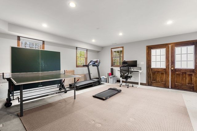 147 Charlton Street, Arlington, MA 02174