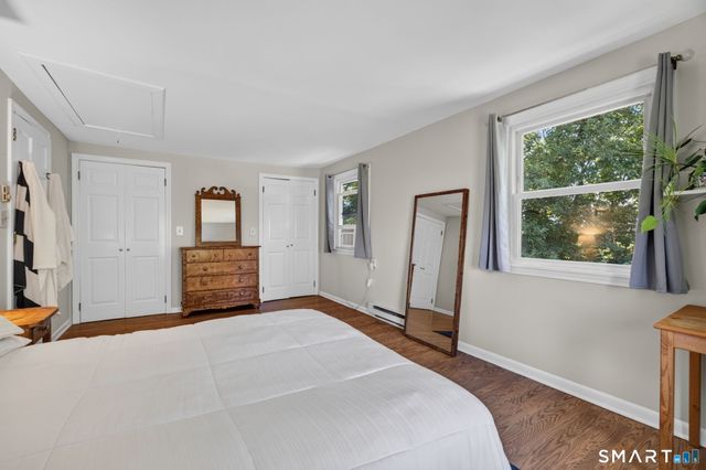 18 Orchard Heights Road, Essex, CT 06426