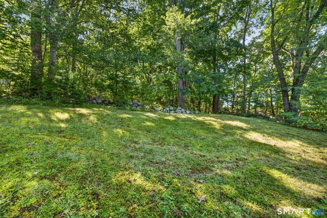 18 Orchard Heights Road, Essex, CT 06426