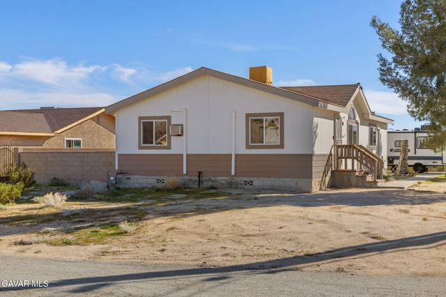 16784 Serrano Street, Mojave, CA 93501