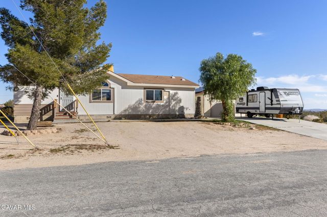 16784 Serrano Street, Mojave, CA 93501