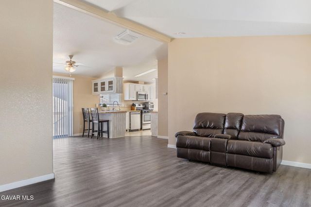 16784 Serrano Street, Mojave, CA 93501