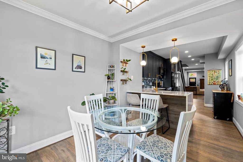 Image 10 of property listing at 108 S WASHINGTON ST, Baltimore, MD 21231