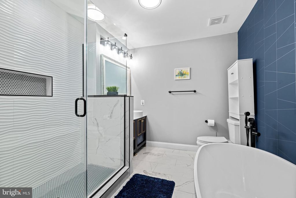 Image 31 of property listing at 108 S WASHINGTON ST, Baltimore, MD 21231