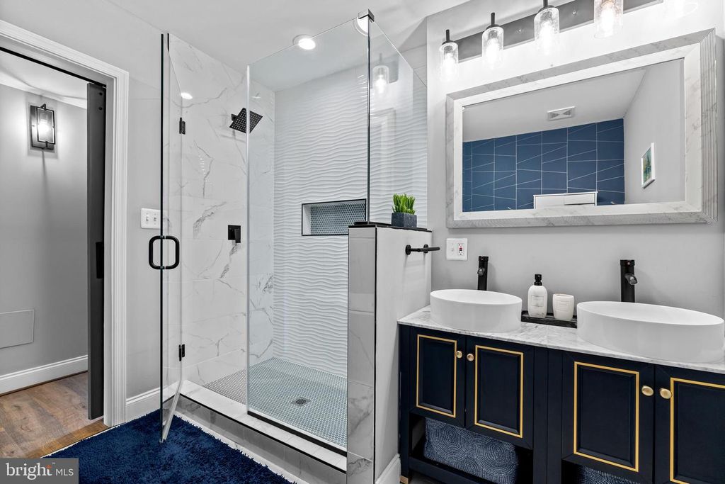 Image 33 of property listing at 108 S WASHINGTON ST, Baltimore, MD 21231
