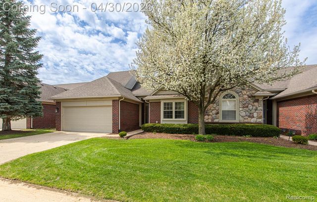 50077 Lexington Avenue E, Shelby Charter Township, MI 48317