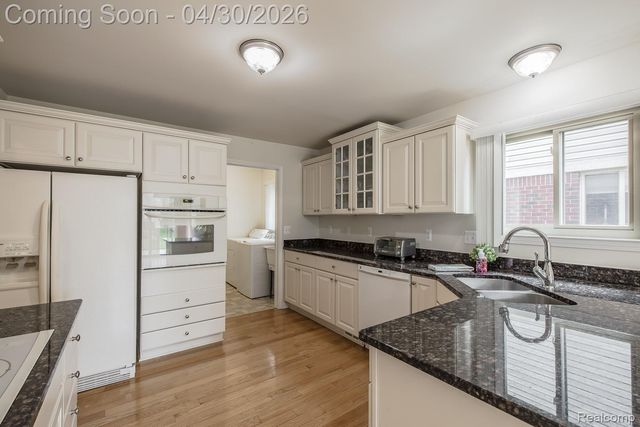 50077 Lexington Avenue E, Shelby Charter Township, MI 48317