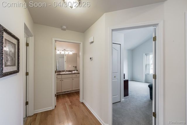 50077 Lexington Avenue E, Shelby Charter Township, MI 48317