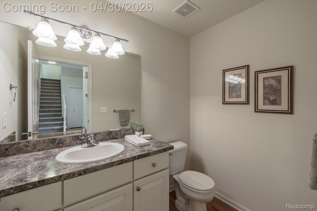 50077 Lexington Avenue E, Shelby Charter Township, MI 48317