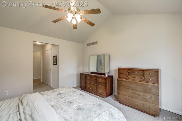 50077 Lexington Avenue E, Shelby Charter Township, MI 48317
