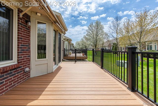 50077 Lexington Avenue E, Shelby Charter Township, MI 48317