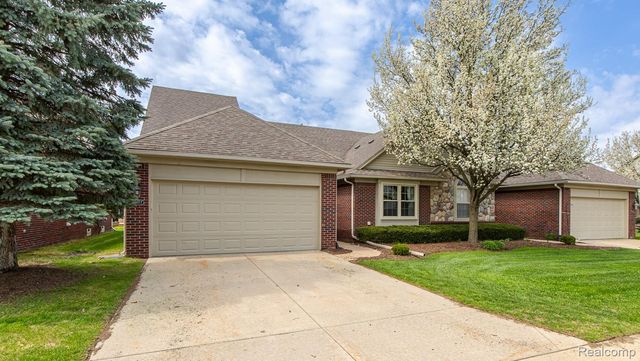 50077 Lexington Avenue E, Shelby Charter Township, MI 48317