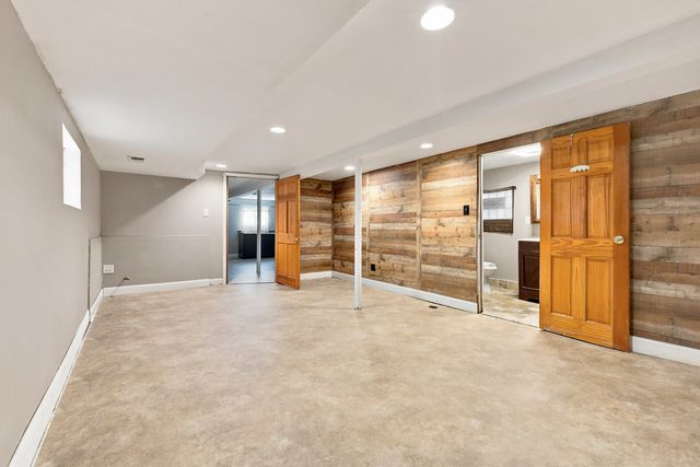 11157 S Spaulding Avenue, Chicago, IL 60655