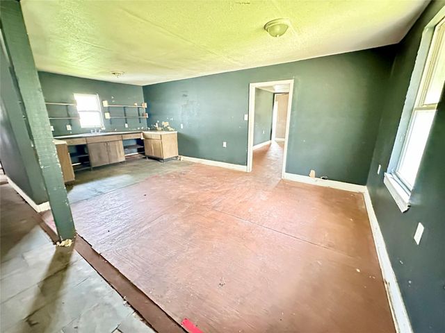 9108 Elbert Street, Houston, TX 77028