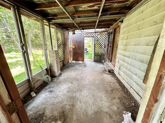 9108 Elbert Street, Houston, TX 77028