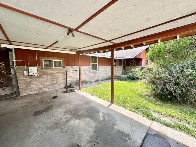 9108 Elbert Street, Houston, TX 77028
