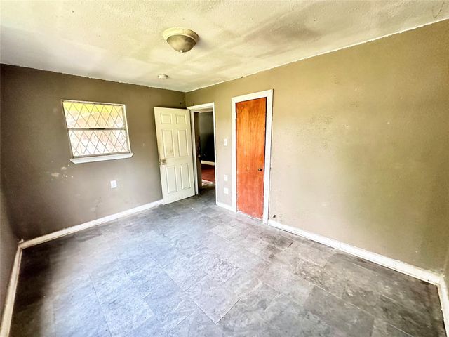 9108 Elbert Street, Houston, TX 77028