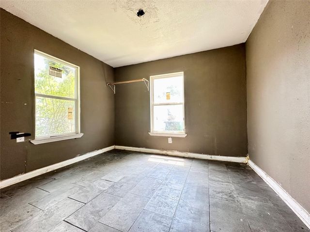 9108 Elbert Street, Houston, TX 77028