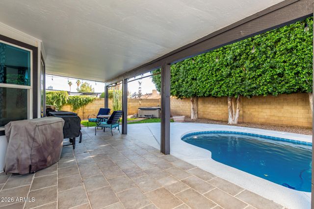 917 W MONTE Avenue, Mesa, AZ 85210