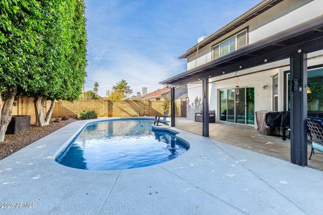 917 W MONTE Avenue, Mesa, AZ 85210