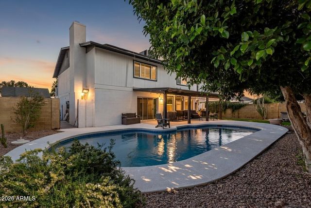 917 W MONTE Avenue, Mesa, AZ 85210