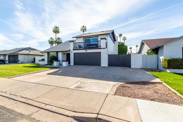 917 W MONTE Avenue, Mesa, AZ 85210