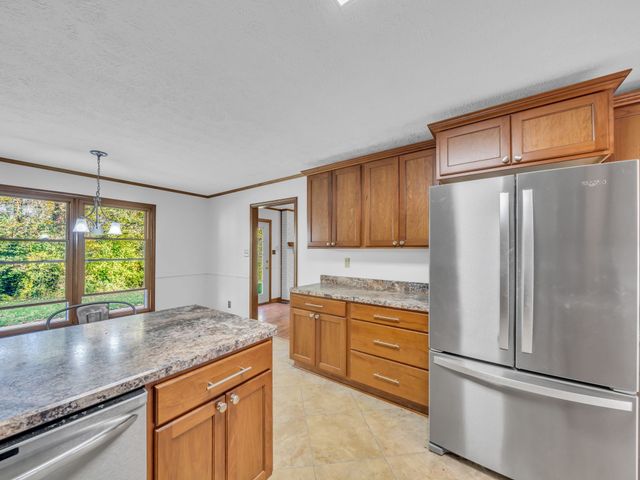 230 Crossbow Ct, Hopkinsville, KY 42240