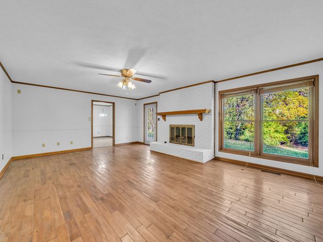 230 Crossbow Ct, Hopkinsville, KY 42240