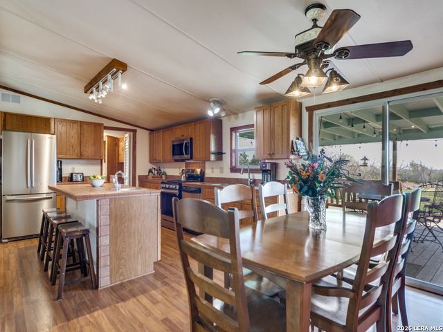 7991 Ranch Road 965, Fredericksburg, TX 78624