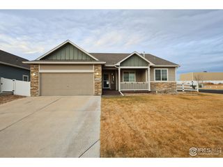 542 Cherryridge Dr, Windsor, CO 80550