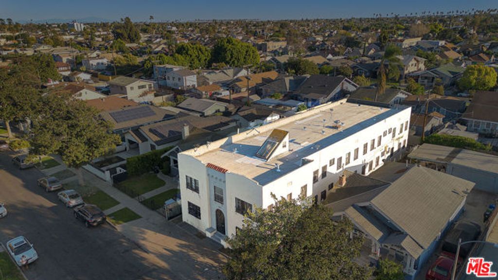 1628 W 45th Street, Los Angeles, CA 90062