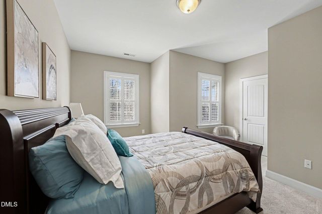 3812 Essex Garden Lane, Raleigh, NC 27612