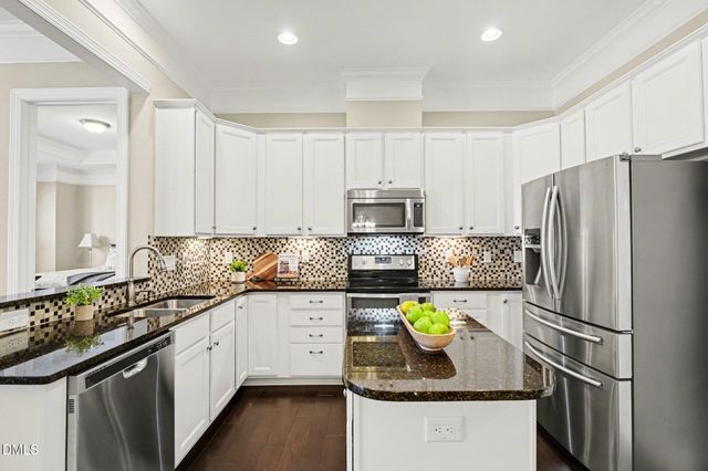 3812 Essex Garden Lane, Raleigh, NC 27612