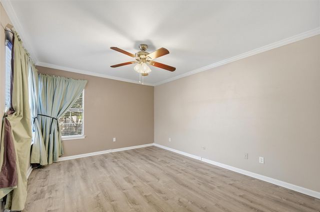 333 Melrose Drive 16A, Richardson, TX 75080