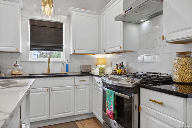 1401 Burnet, San Antonio, TX 78202