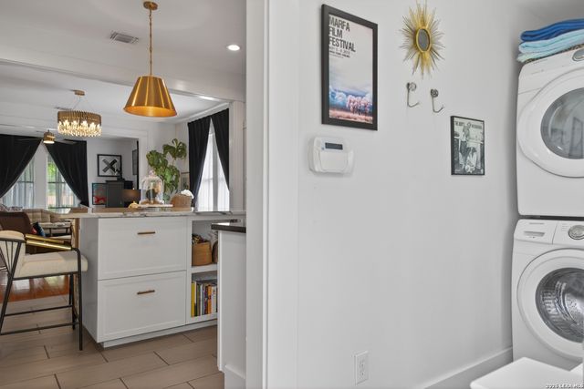 1401 Burnet, San Antonio, TX 78202