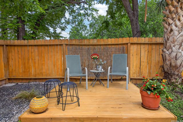 1401 Burnet, San Antonio, TX 78202