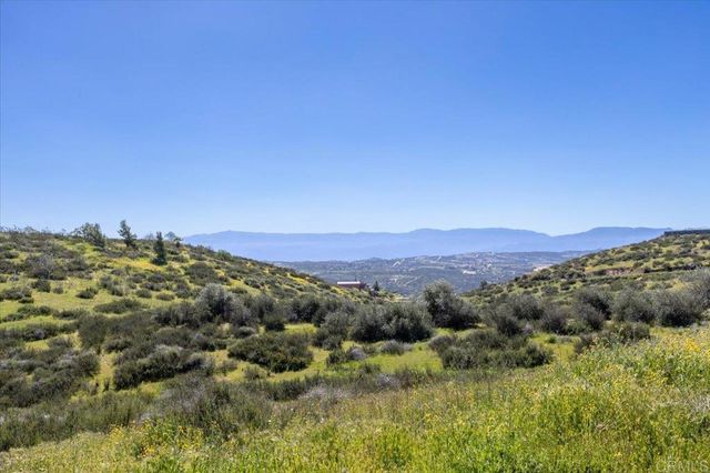 40707 Intrepid Rd, Hemet, CA 92544