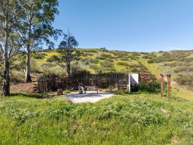 40707 Intrepid Rd, Hemet, CA 92544