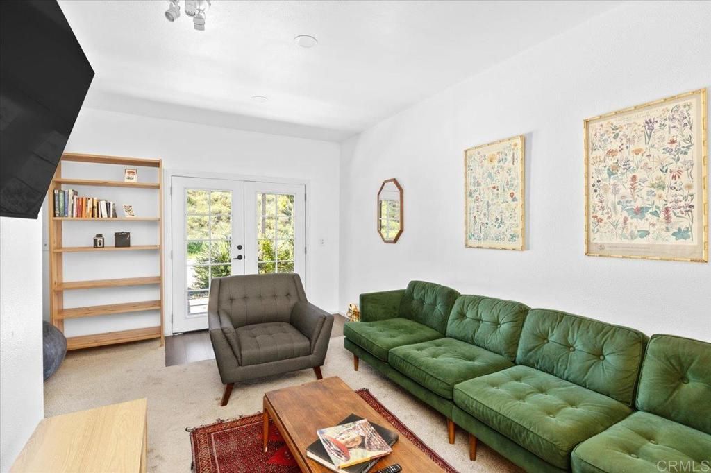 Image 18 of property listing at 40707 Intrepid Rd, Hemet, CA 92544