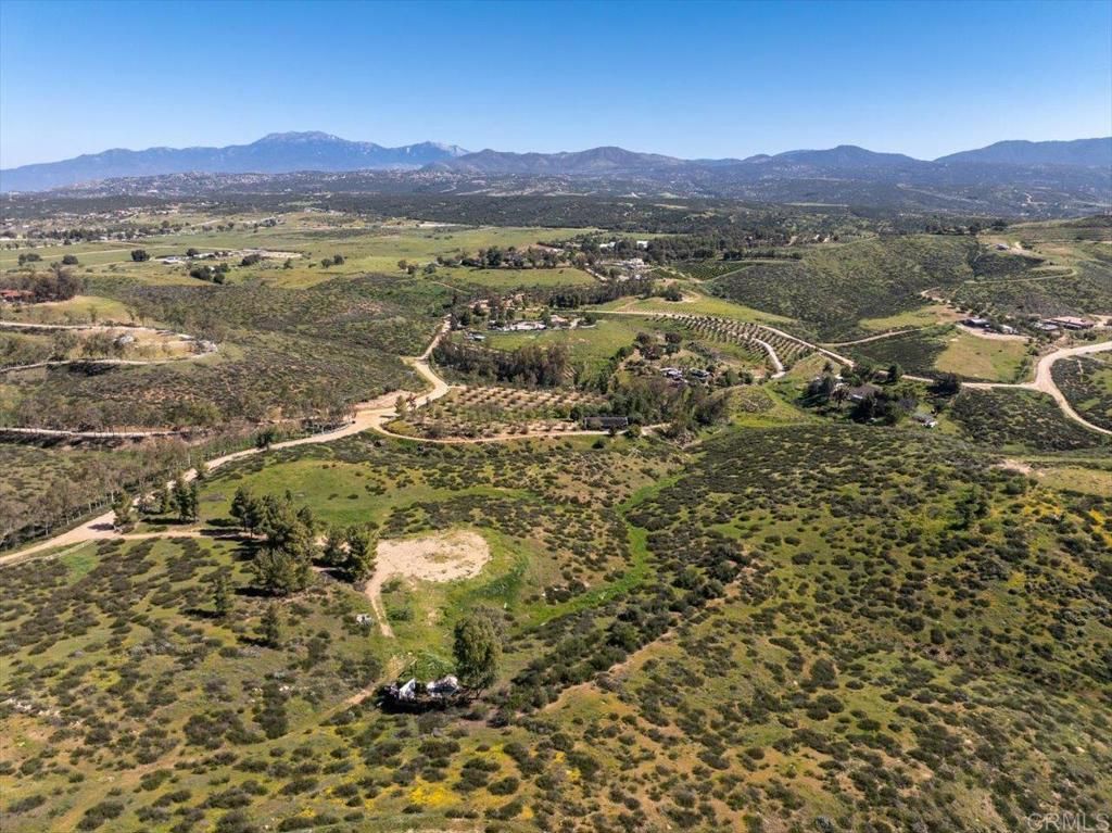 Image 51 of property listing at 40707 Intrepid Rd, Hemet, CA 92544