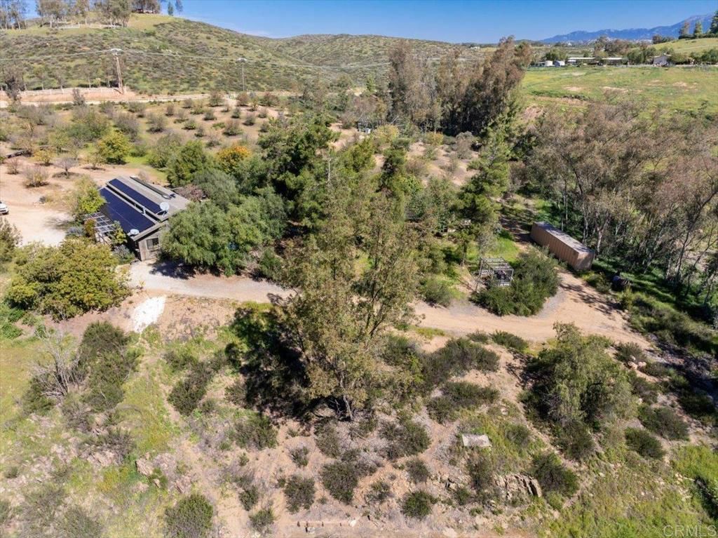 Image 63 of property listing at 40707 Intrepid Rd, Hemet, CA 92544