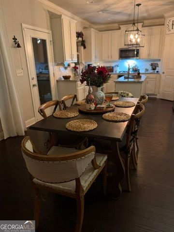6220 Providence Lake Drive, Gainesville, GA 30506