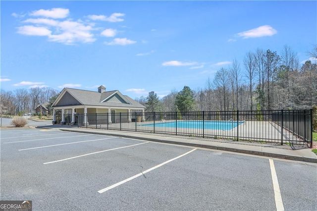 6220 Providence Lake Drive, Gainesville, GA 30506