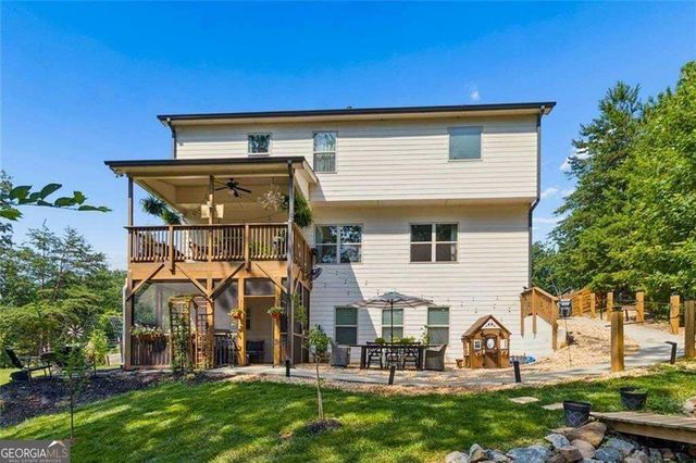 6220 Providence Lake Drive, Gainesville, GA 30506