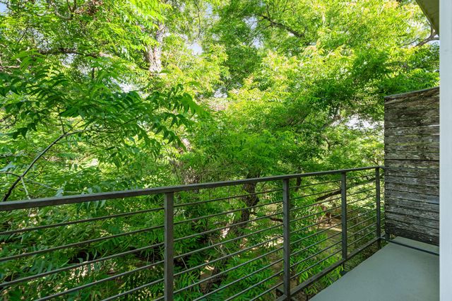 1801 E 2nd ST 9, Austin, TX 78702