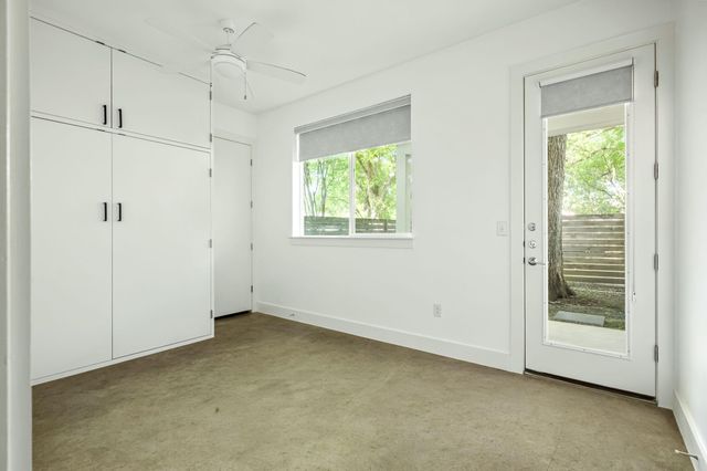 1801 E 2nd ST 9, Austin, TX 78702