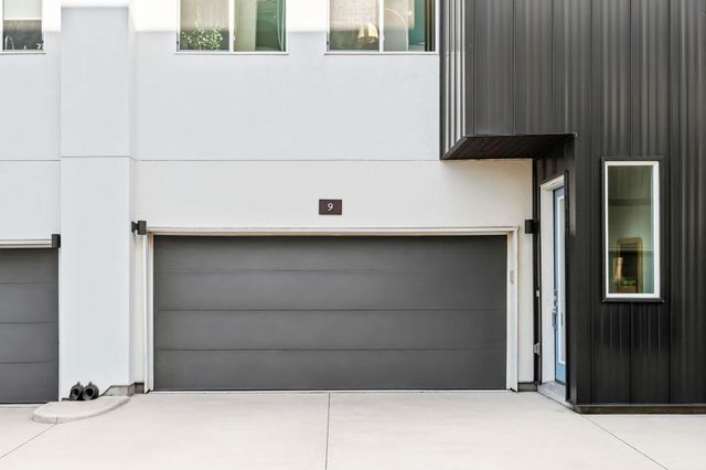 1801 E 2nd ST 9, Austin, TX 78702
